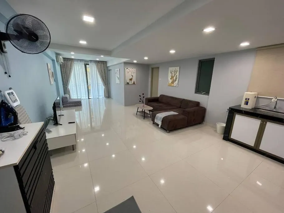 Dalamanda 3Pax Sunway Velocity Balcony Cityview 쿠알라룸푸르 아파트